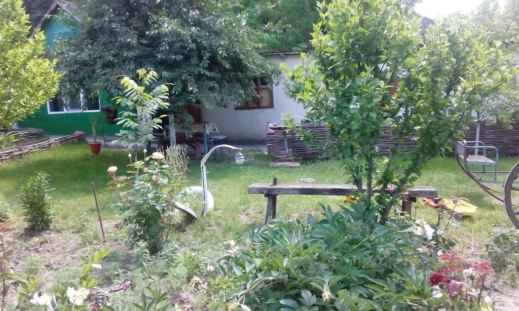Отель La Popas Орхей Экстерьер фото